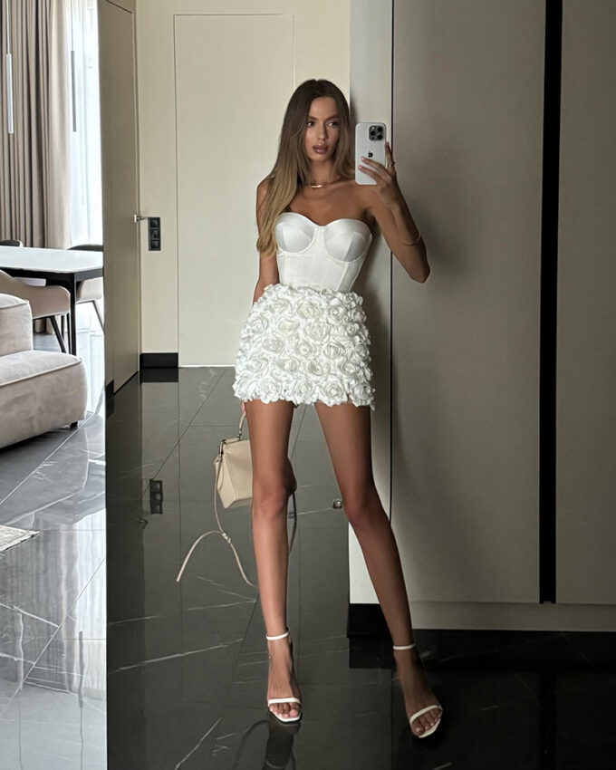 Jardin Blanche Mini Skirt with Voluminous Rose Texture