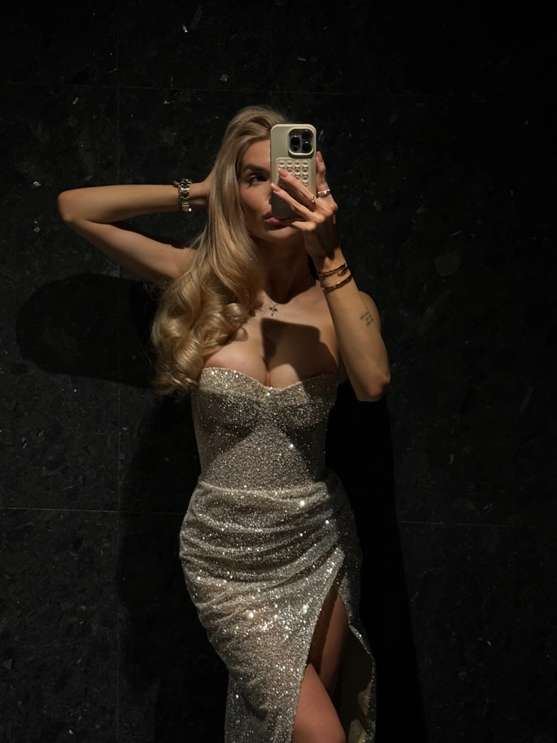 Lumière Sequin Evening Dress with High Slit - Image 8