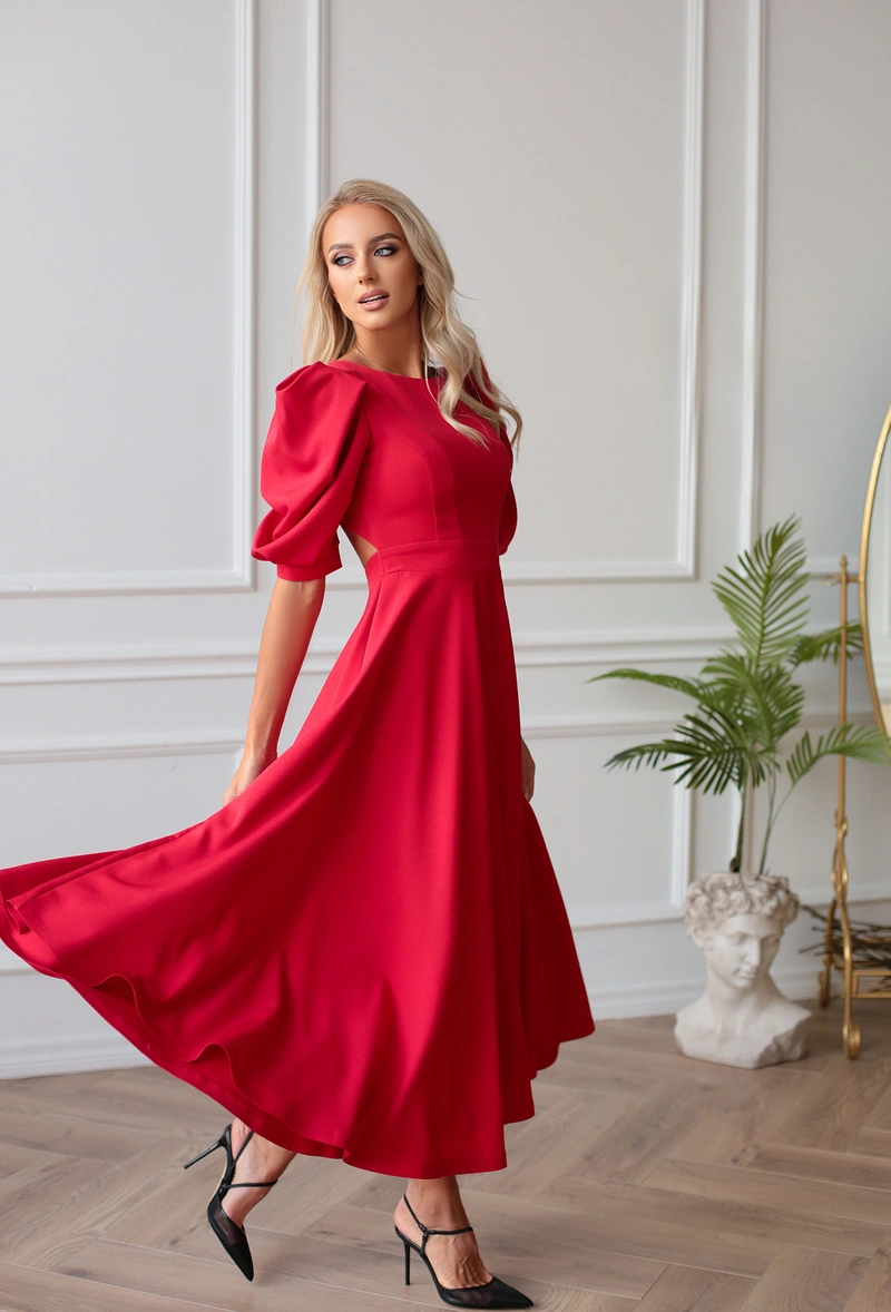 Elegant Open-Back Dress Aveline