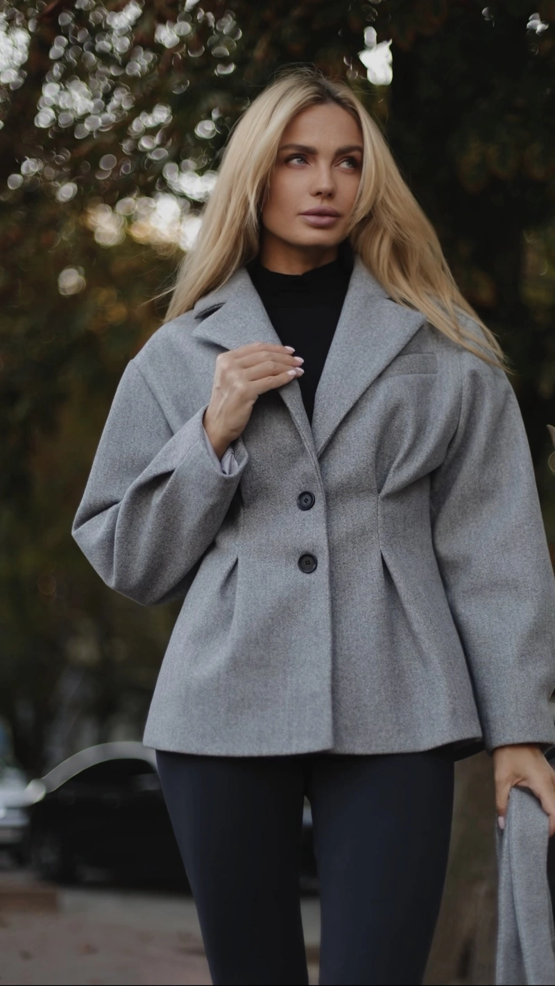 Elegant Blazer Coat - Image 3