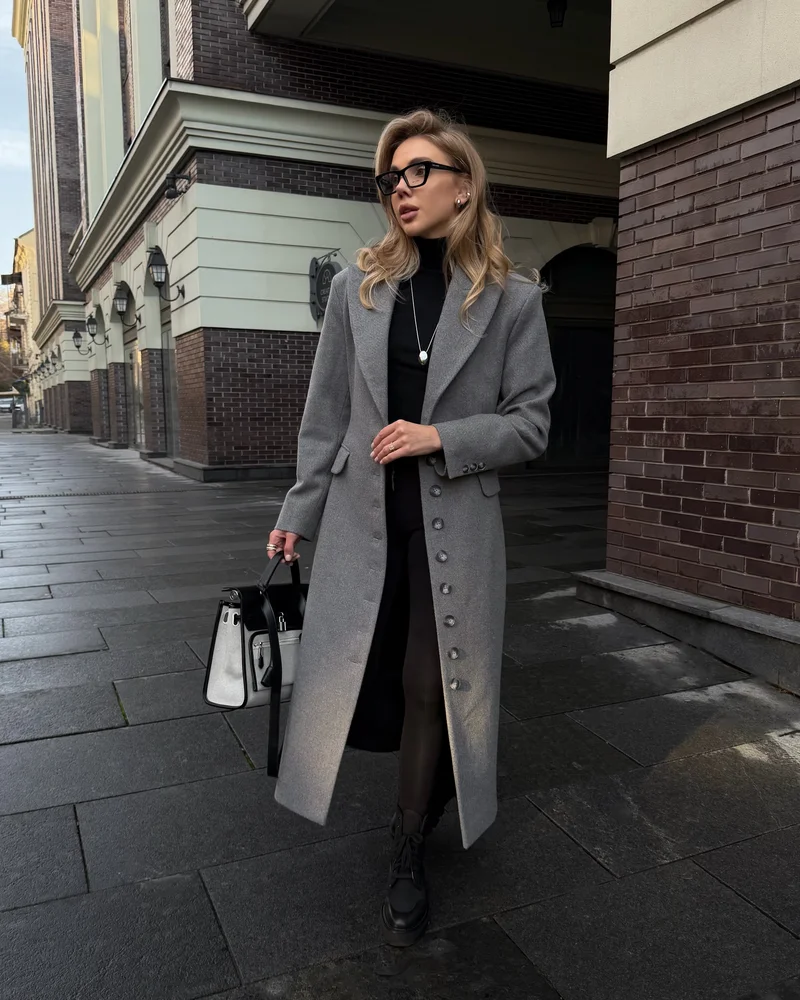 Maxi Coat with Structured Shoulders - Image 5