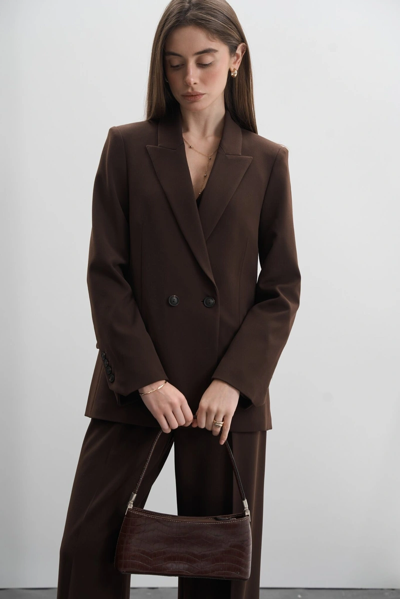 Three-Piece Suit with Trousers - Image 6